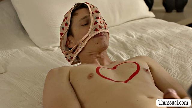 Pretty thing doesn't stay clean for a long time