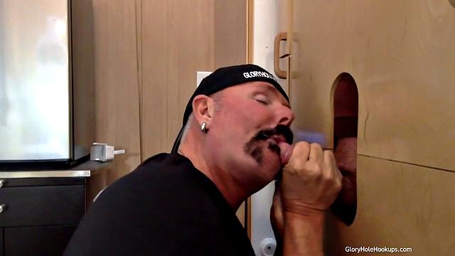 Afternoon Gloryhole Suck and Bang