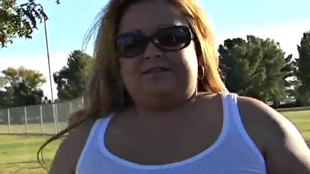 Chubby Blonde Vivian Gives Awesome Head