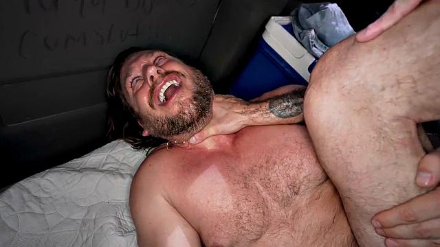 Real str8 passer fucks gay in public van outdoor