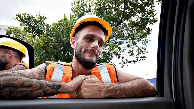 Real str8 passer fucks gay in public van outdoor