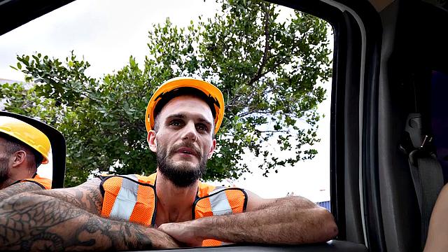 Real str8 passer fucks gay in public van outdoor