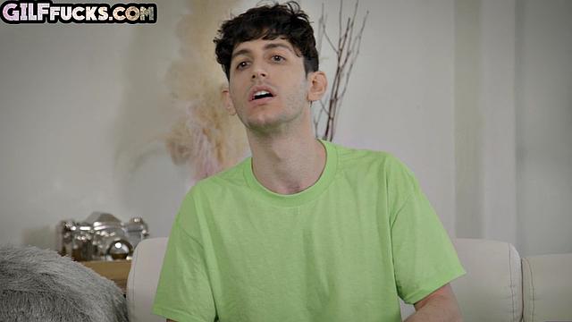 Horny granny doggystyled by stud