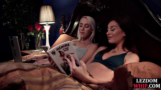 Submissive bae gets pussy fingered