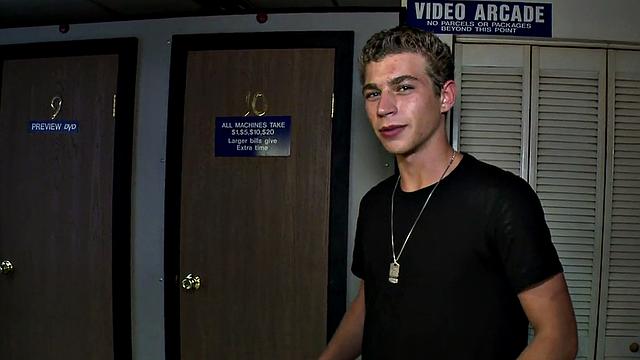 Real guy fooled and gets deep throated