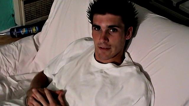 Evan Heinze's Toes Curl from Explosive Cum Shots!