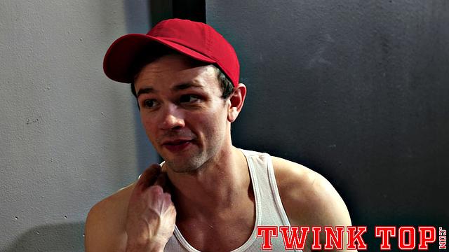 LOGAN CROSS Chapter 6 - Back for More