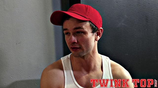 LOGAN CROSS Chapter 6 - Back for More