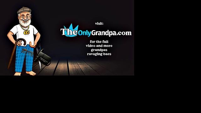 Big ass bae eaten out by old grandpa