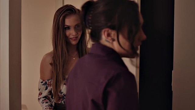 Lesbian babes enjoy strapon sapphic sex