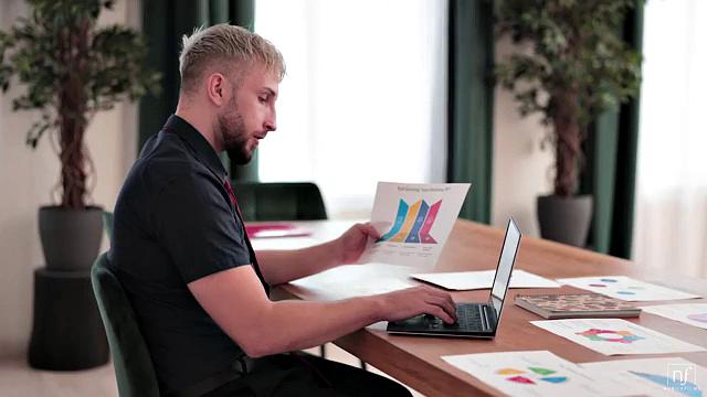 Full Benefits - S46:E22