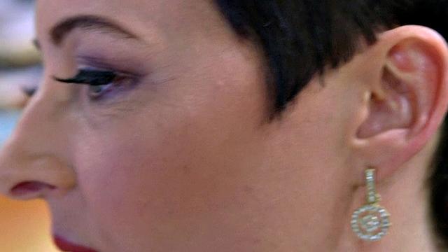 Sends pic, shoves his dick in Kalis ass