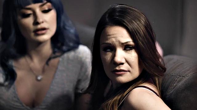 Яркие лесбиянки жадно лижут и ласкают гладкие киски