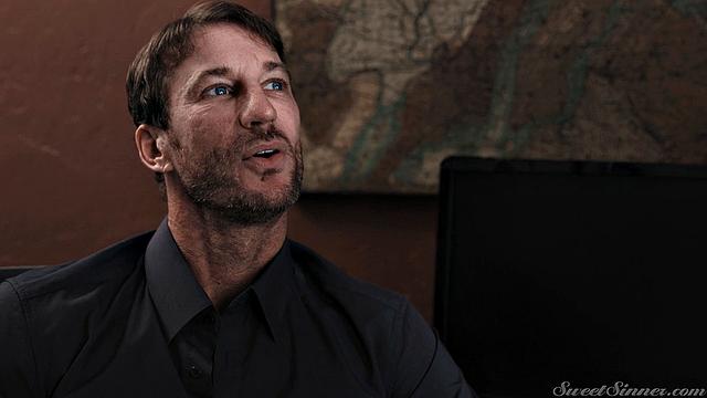 смотри как кай ловли изменяет жениху и получает жёстко в постели