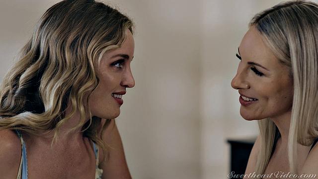 Lesbian Anal 7 - Ass Play