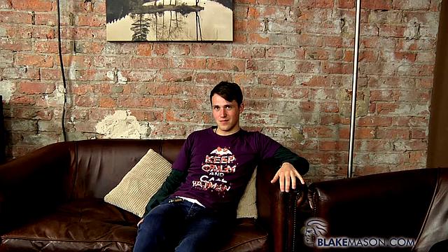 Pretty Dylan Arrives Confident - Dylan Thorne