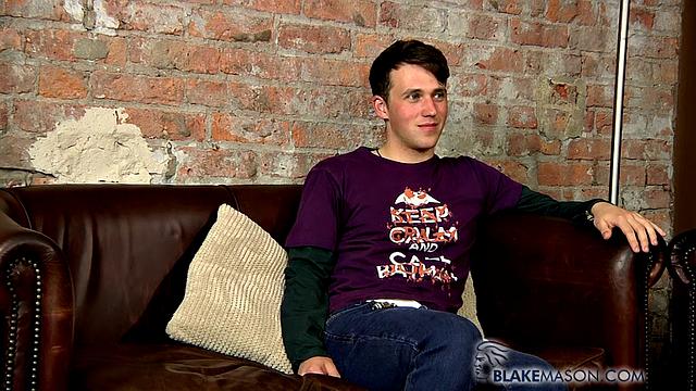 Pretty Dylan Arrives Confident - Dylan Thorne