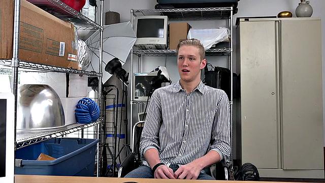 BBC nympho penetrates white gay in POV in doggystyle