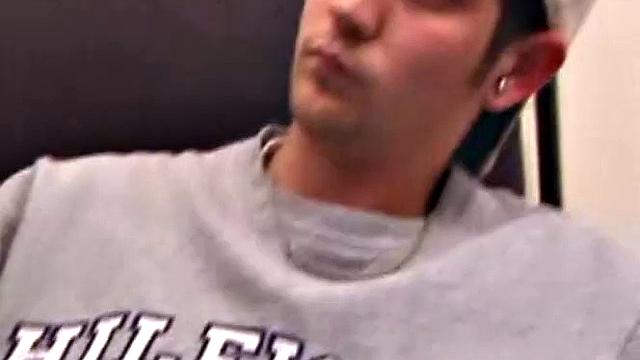 Aaron Michaels Jerking Off