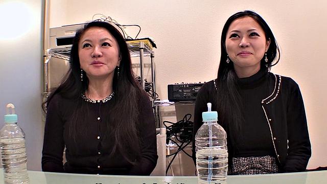 Forbidden relationship between Yui Yabuki and Chiharu Yabuki