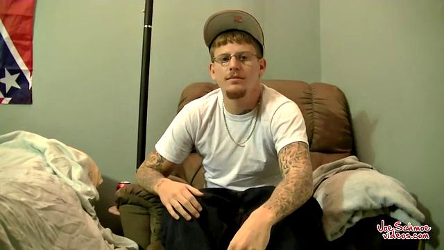 Leisurely Jerking Straight Dude - Ivy