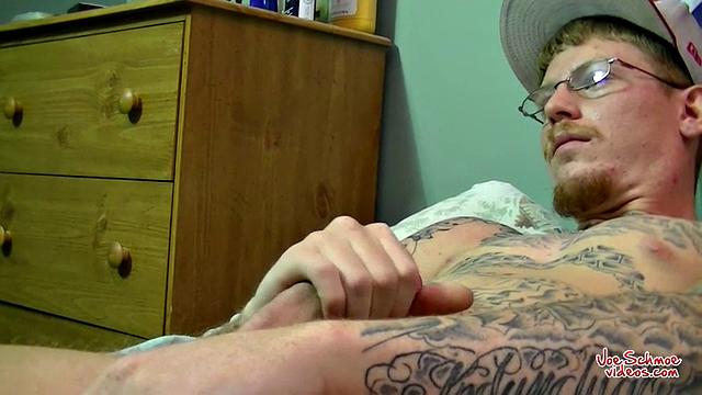 Leisurely Jerking Straight Dude - Ivy
