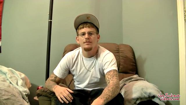 Leisurely Jerking Straight Dude - Ivy