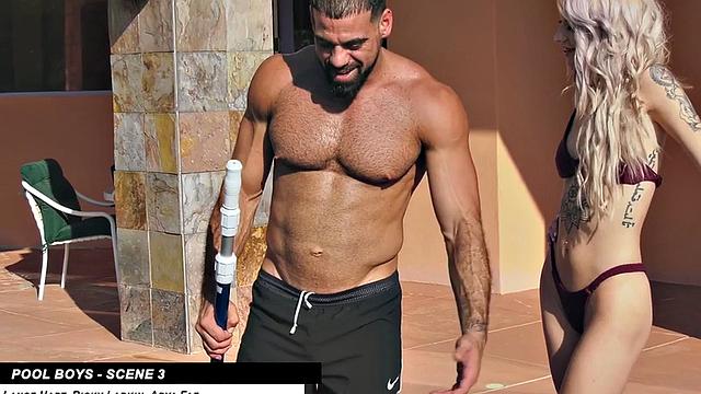 Bisex nympho dudes fuck 19yo slut in 3some in doggystyle