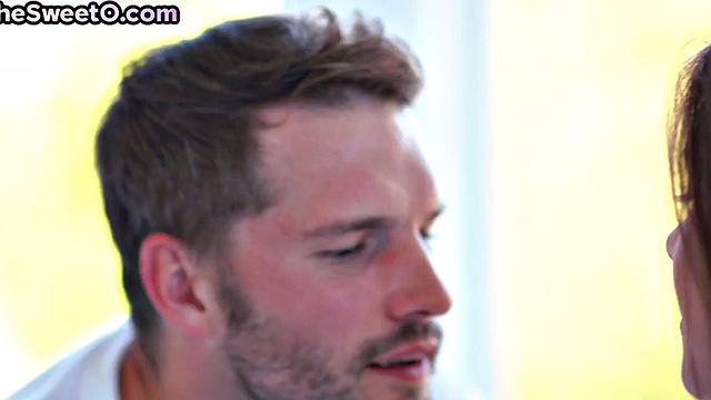 Hot 21yo banged by huge dick in wet pussy