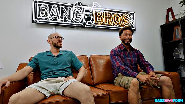 Porn Part 2: Venom Bite