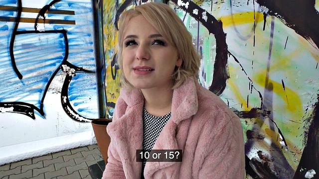 Public slut enjoys fucking on BWC after throating it