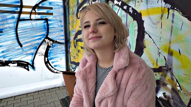 Public slut enjoys fucking on BWC after throating it