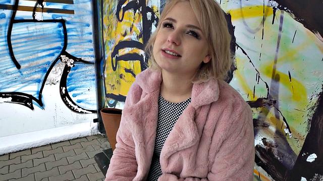 Public slut enjoys fucking on BWC after throating it