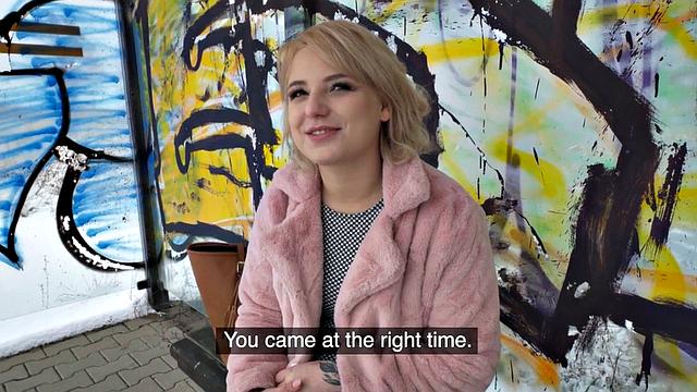 Public slut enjoys fucking on BWC after throating it