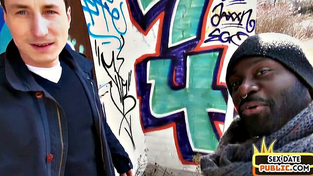 21yo babe pounded in outdoor three-way