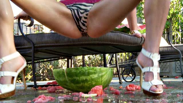 она не остановится, пока не получит всё по полной