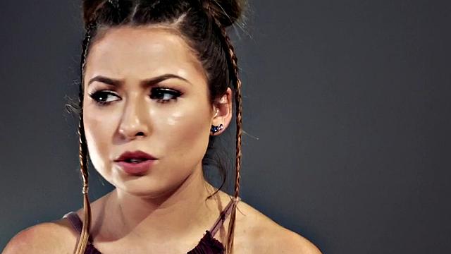 Squirting 19yo petite dykes lick pussies in orgy