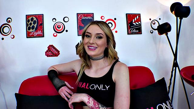 Pleasing Charlotte's Booty