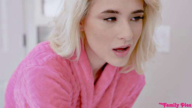 Fighting Over A Blowjob