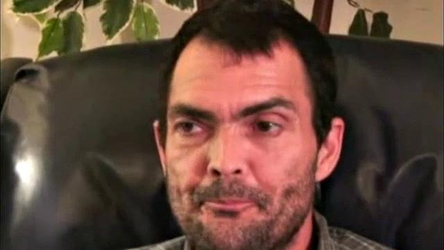 Доналду дрочит брутальный мужик и доводит до мощного финала