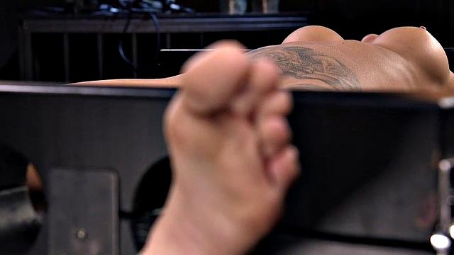 Tattooed Sub Enjoys Bdsm Toy Orgasms In Lessom By Master