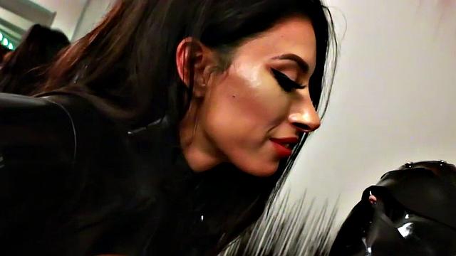 Submissive TS assfucked by latex domina in gloves