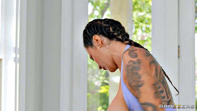 Jogging, Jiggling & Helping Cheat