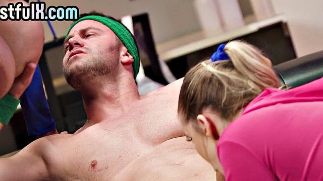 Fullbosomed babes give boobjob and get fucked in FFM