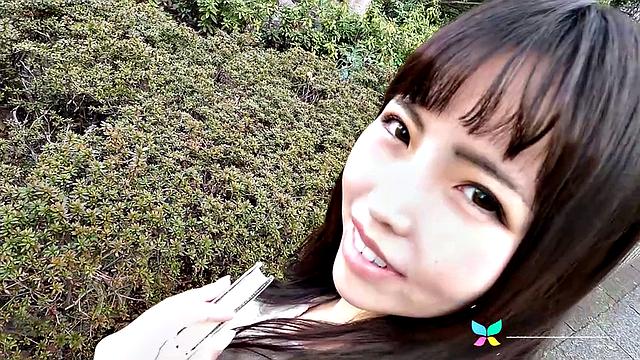 Cat Cafe worker Minami Sato comes to play naked