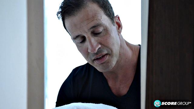 A creampie for a sexy Asian