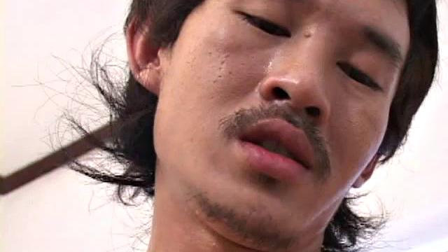 Slim Asian sucks off partner for facial before breeding