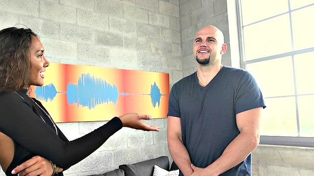 Latina teen with a meaty pussy gets a hot outdoor cumshot