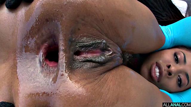 Anything Goes with Julie and Kira