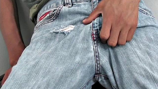 Четверо горячих латинских парней срываются в жесткой оргии